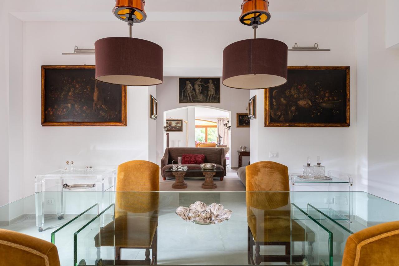 Domus Orestea Luxury Suites ปาแลร์โม ภายนอก รูปภาพ